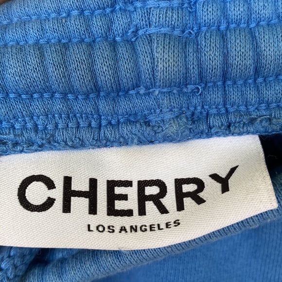 Cherry Los Angeles sweat set - Picture 3 of 12